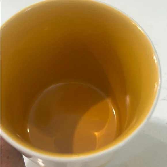 Starbucks White and Gold Mug Architectural Design - Picture 4 of 4